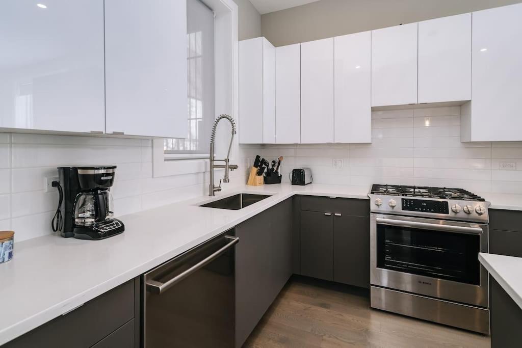 Stunning Duplex Condo #1 - Downtown River North Chicago Exterior foto